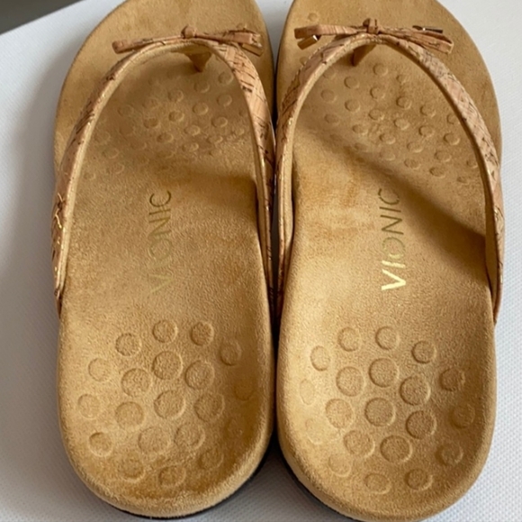 Vionic NWOT Bella II cork bow flip flop sandals 6 - Picture 3 of 6